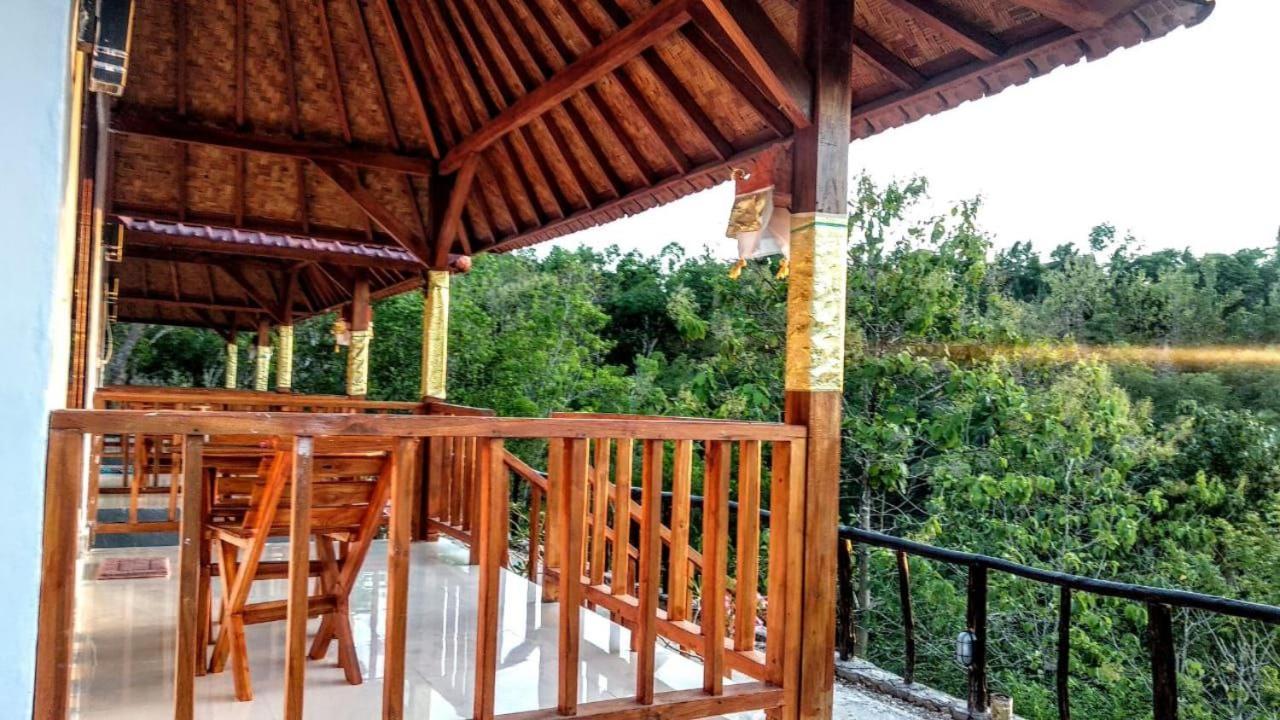 Vina Bungalow Toyapakeh Exterior photo